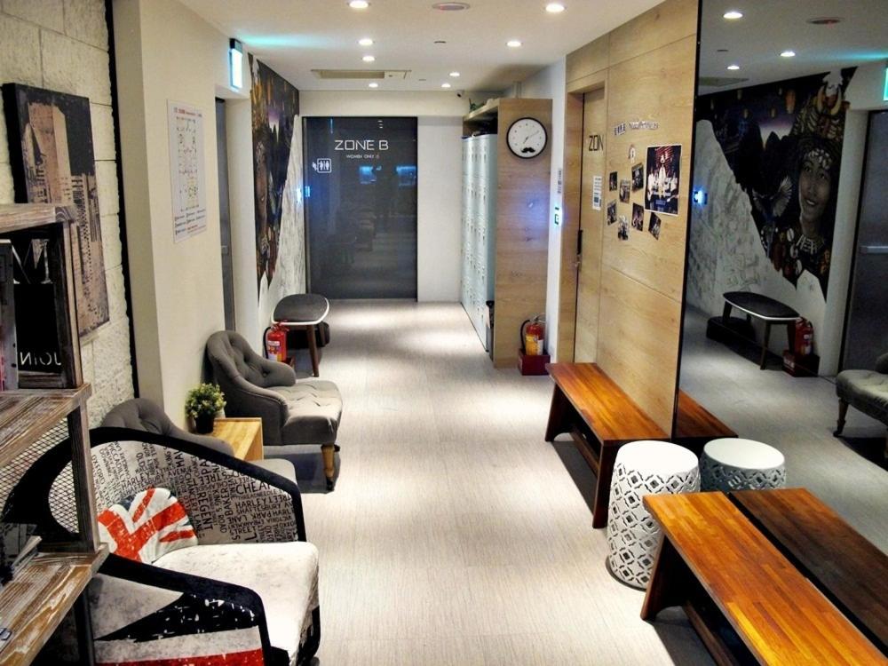 Taiwan Youth Hostel & Capsule Hotel Taipei Exterior photo