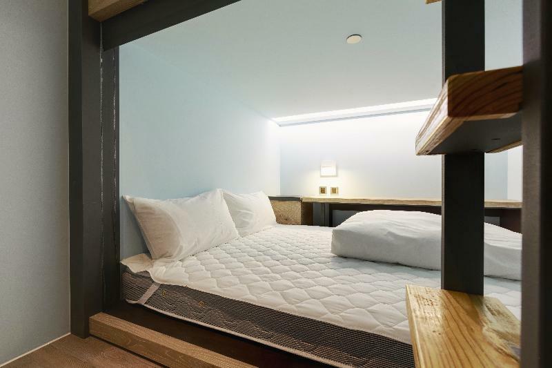 Taiwan Youth Hostel & Capsule Hotel Taipei Exterior photo