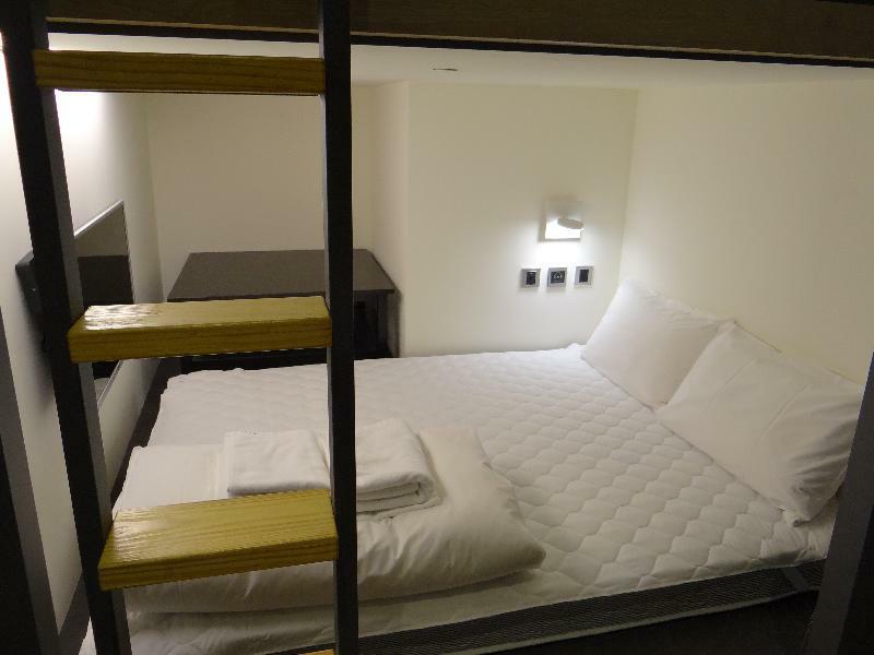 Taiwan Youth Hostel & Capsule Hotel Taipei Exterior photo
